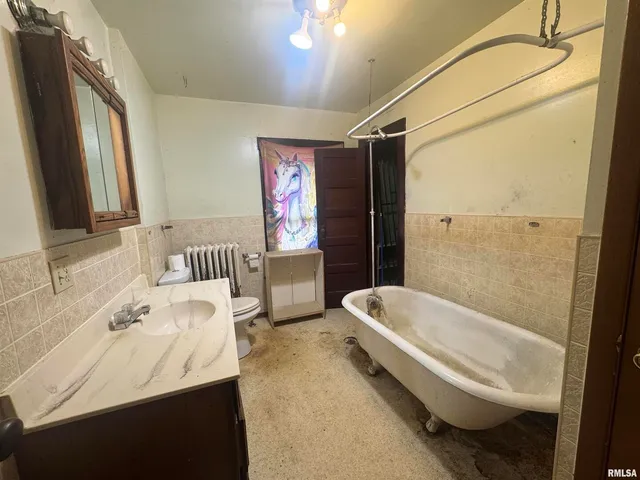 $23,900 | 111 Park Street, Savanna, IL 61074