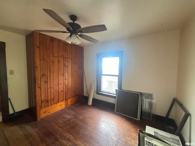 $23,900 | 111 Park Street, Savanna, IL 61074