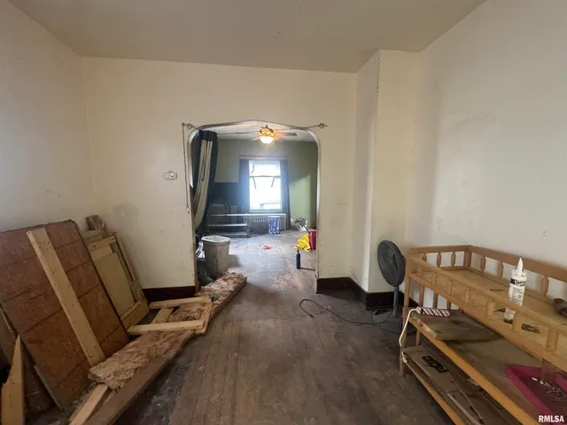 $23,900 | 111 Park Street, Savanna, IL 61074