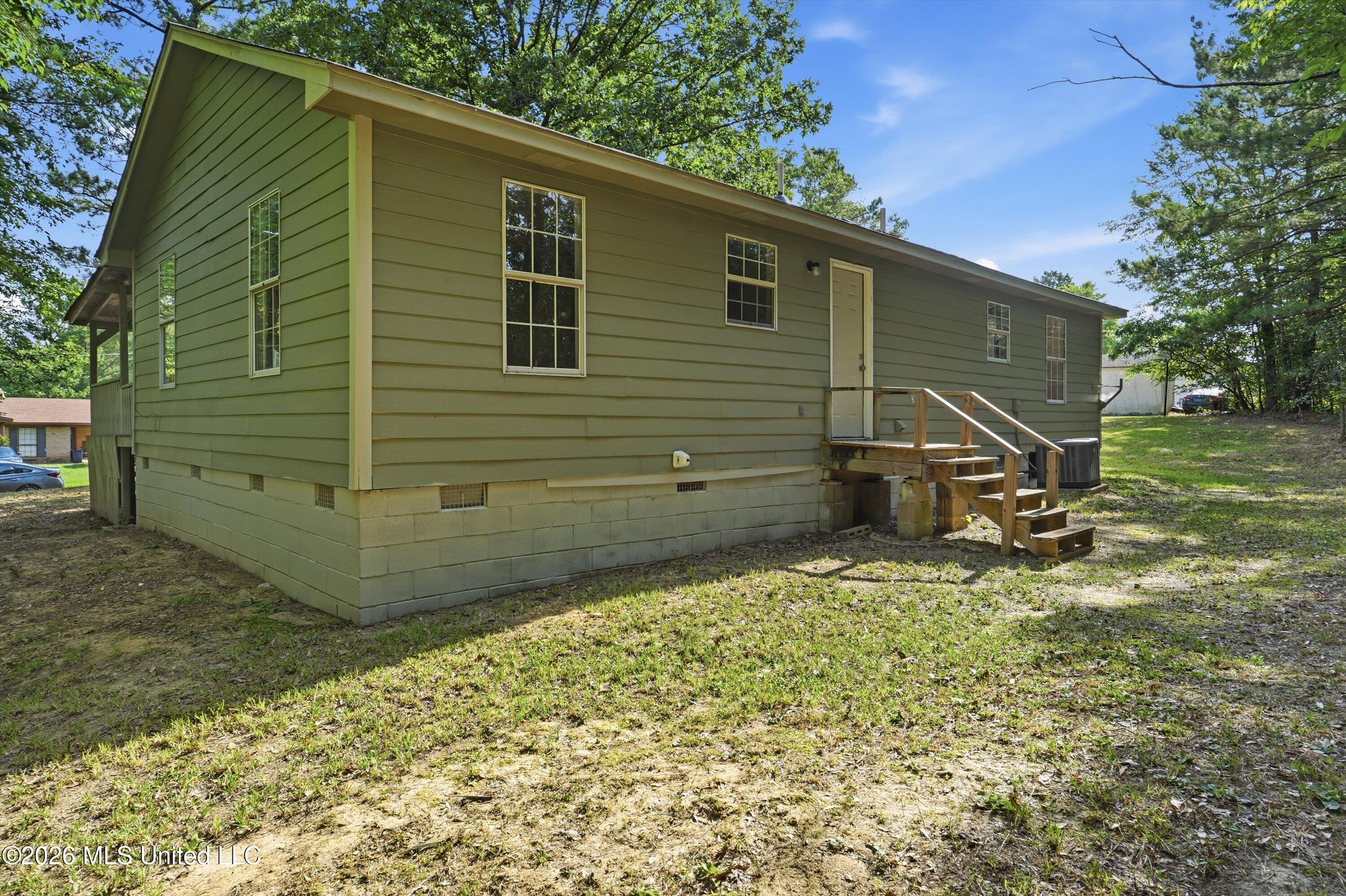 619 West Sunset Drive Brandon, MS 39042 - Photo 24 of 25 24-619_W_Sunset_Dr_023