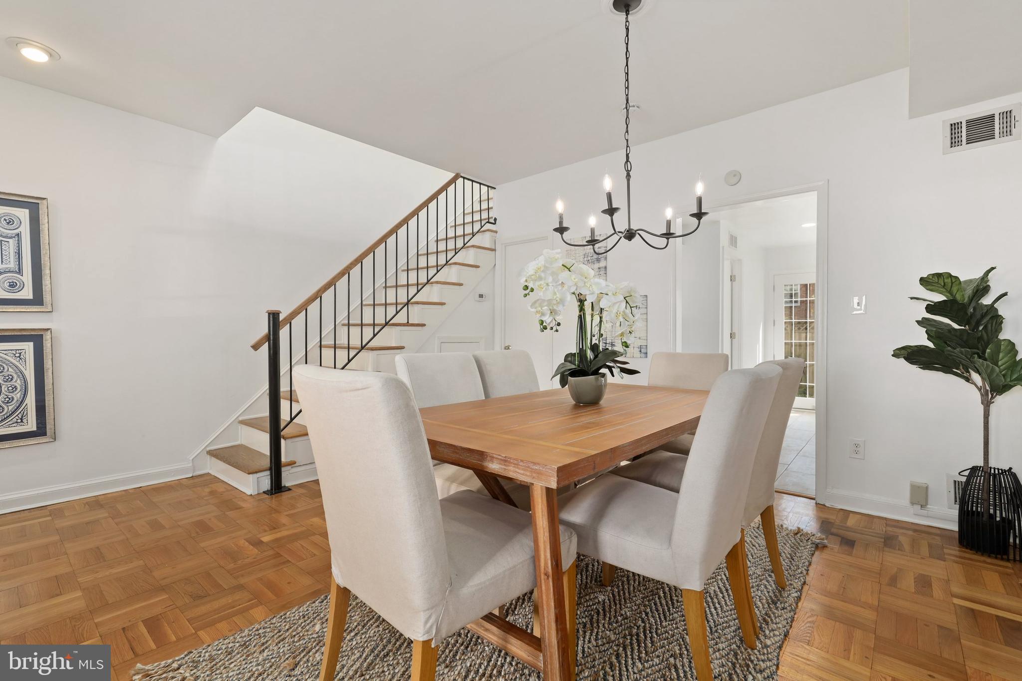 123 E Street Southeast Washington, DC 20003 - Photo 10 of 37