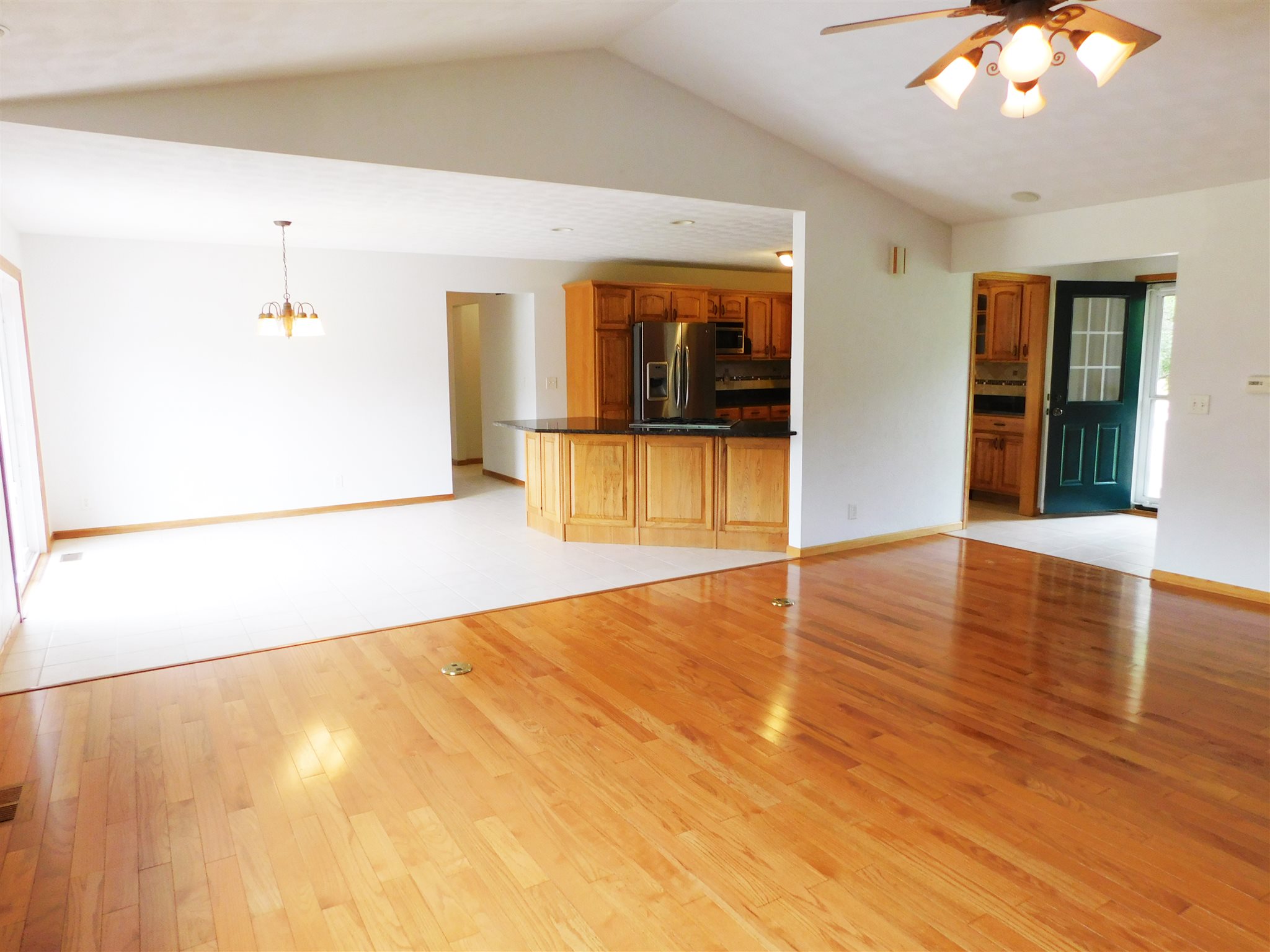4114 South Pointe Drive Mapleton, IL 61547 - Photo 13 of 50