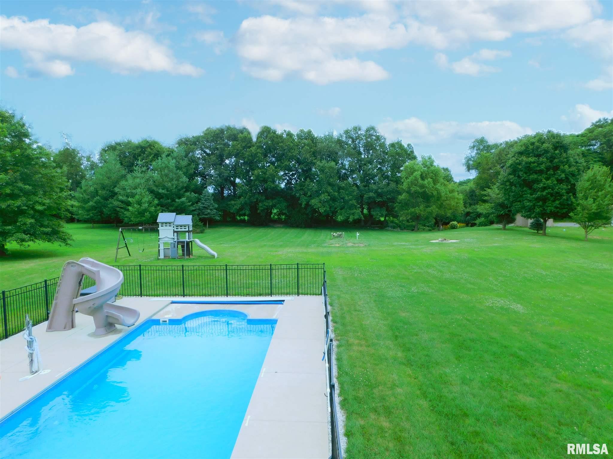 4114 South Pointe Drive Mapleton, IL 61547 - Photo 3 of 50