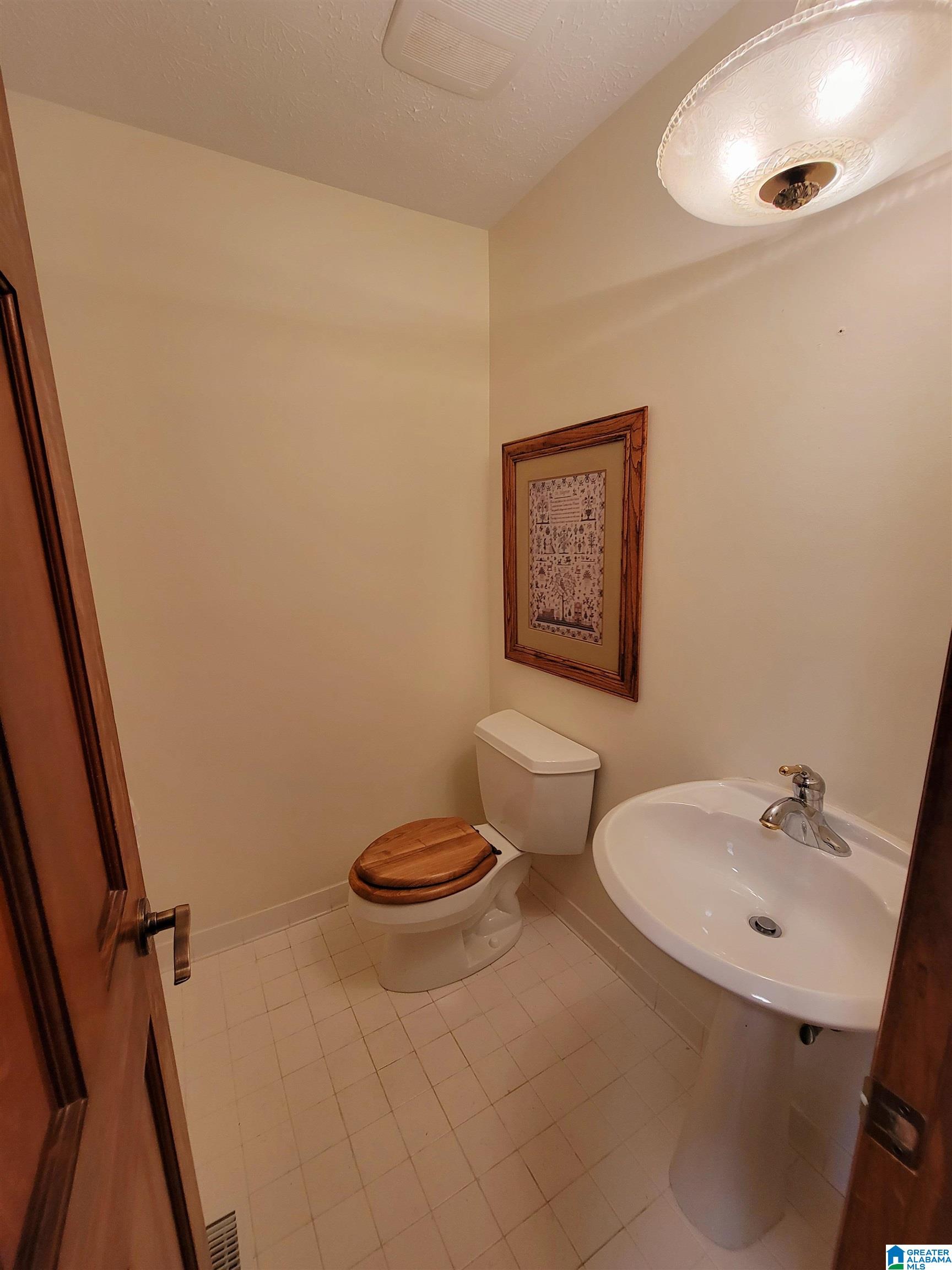 803 Mountain Brook Road Oxford, AL 36203 - Photo 10 of 20