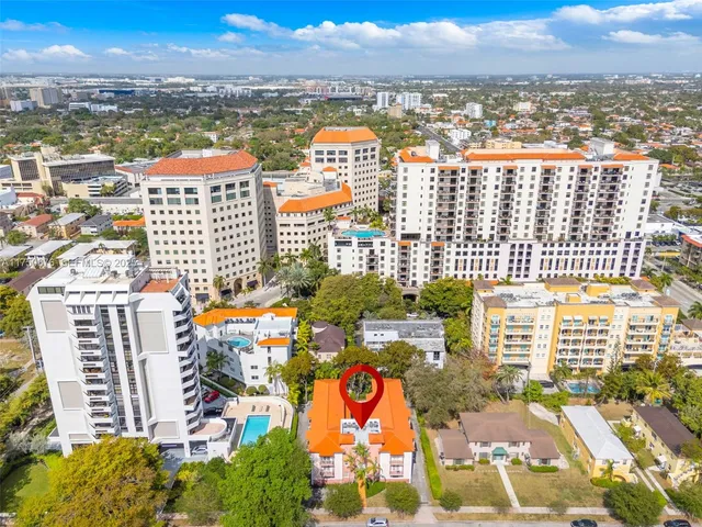 $470,000 | 29 Santillane Avenue, Unit 7, Coral Gables, FL 33134