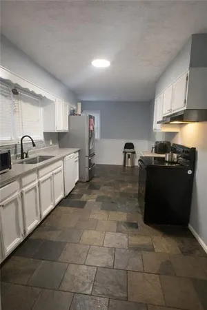 $349,900 | 265 Winding Stream Trail, Hampton, GA 30228