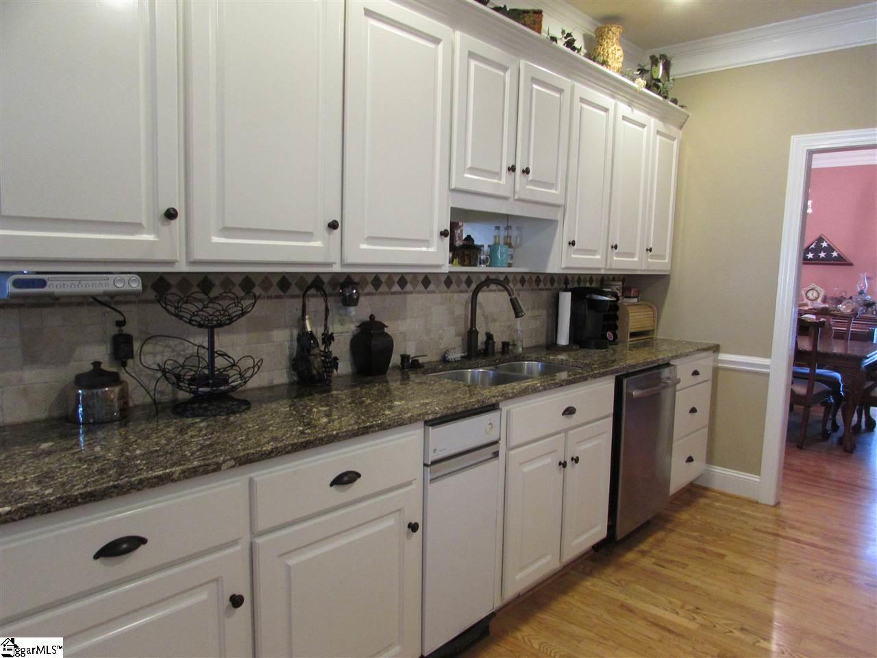 408 Inverness Way Easley, SC 29642 - Photo 3 of 36 Gallery Image 3
