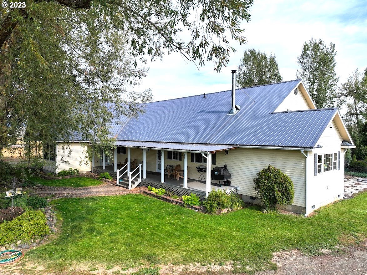 78382 West Highway 82 Wallowa, OR 97885 - Photo 5 of 30 Gallery Image 5