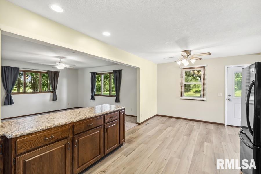13781 Kennedy Road Fulton, IL 61252 - Photo 14 of 49