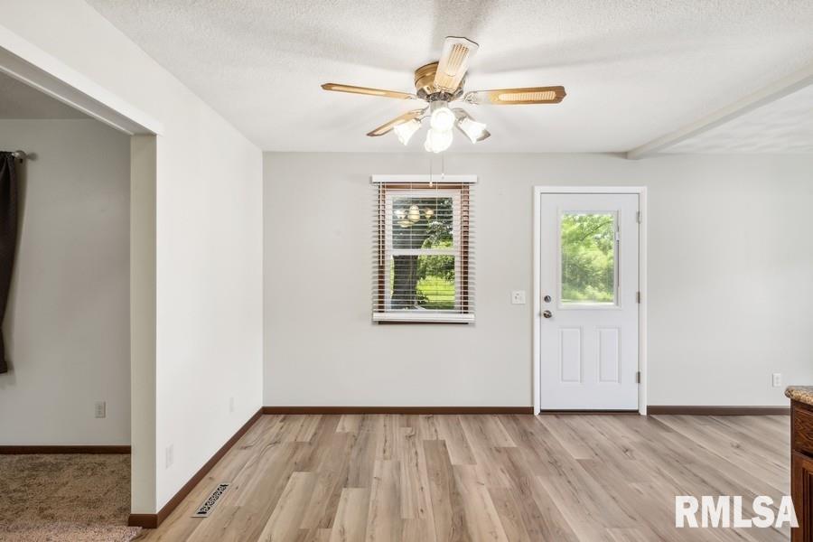 13781 Kennedy Road Fulton, IL 61252 - Photo 8 of 49