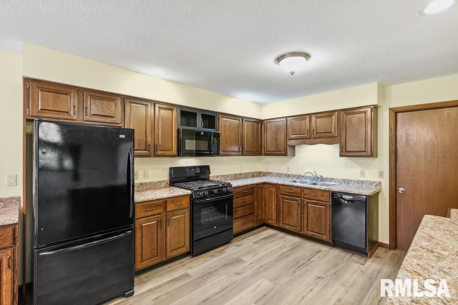 13781 Kennedy Road Fulton, IL 61252 - Photo 10 of 49
