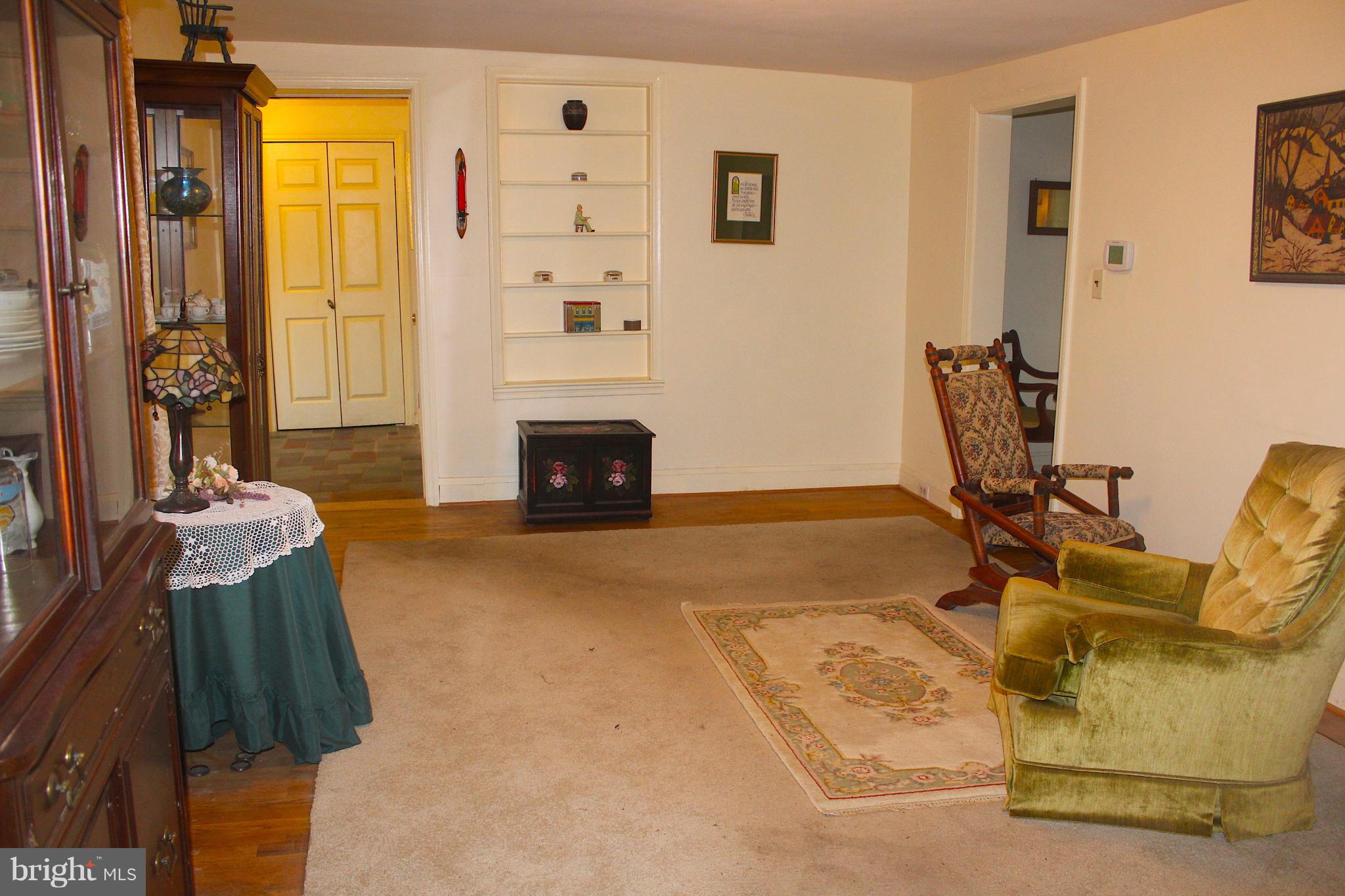 16601 York Road Monkton, MD 21111 - Photo 15 of 23 Large family room