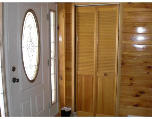 24 Ralph Richardson Road Norway, ME 04268 - Photo 15 of 22 Living Room.