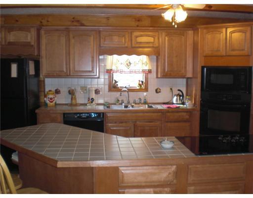 24 Ralph Richardson Road Norway, ME 04268 - Photo 16 of 22 Kitchen.