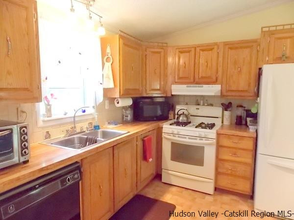 692 Berme Road High Falls, NY 12440 - Photo 3 of 17 Photo 3