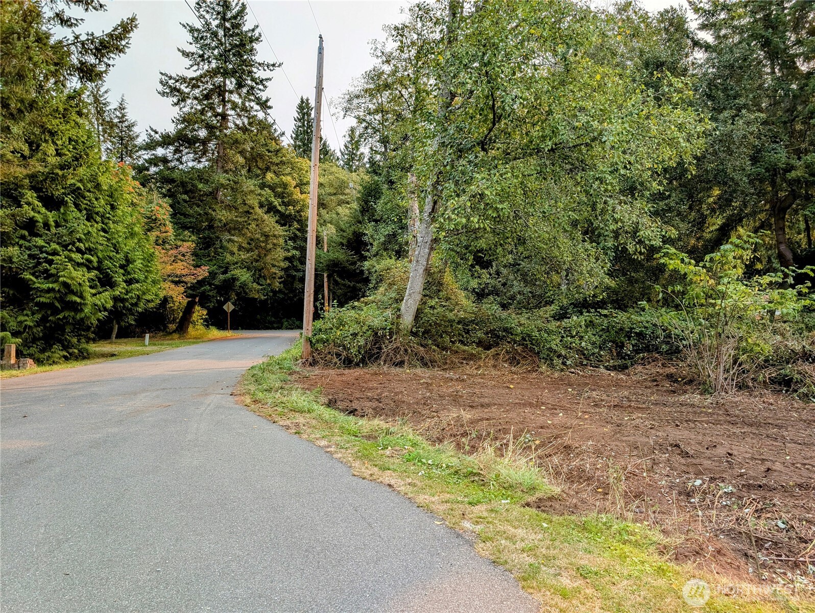 8 Heather Way Point Roberts, WA 98281 - Photo 2 of 15