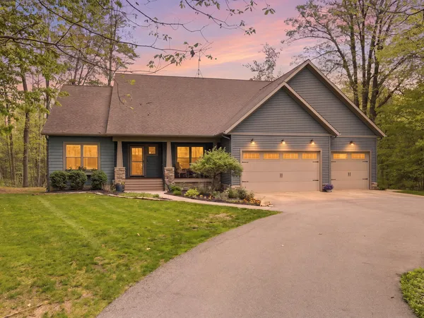 $649,900 | 9694 Stony Creek Court, Canadian Lakes, MI 49346