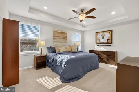 $799,900 | 5684 Stephanie Tessa Way, Unit 54, Alexandria, VA 22303