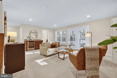 $799,900 | 5684 Stephanie Tessa Way, Unit 54, Alexandria, VA 22303