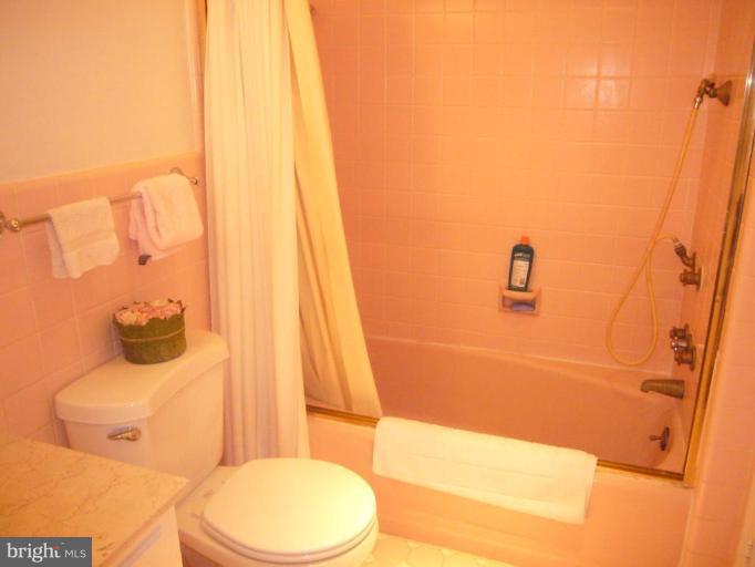 5622 Lamar Road Bethesda, MD 20816 - Photo 13 of 17 Bath #2