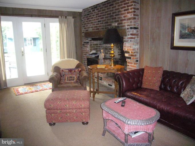 5622 Lamar Road Bethesda, MD 20816 - Photo 8 of 17 Family Room #2