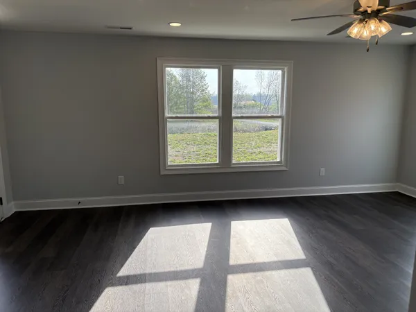 $1,300 | 181 Scott Orchard Road, Taft, TN 38488