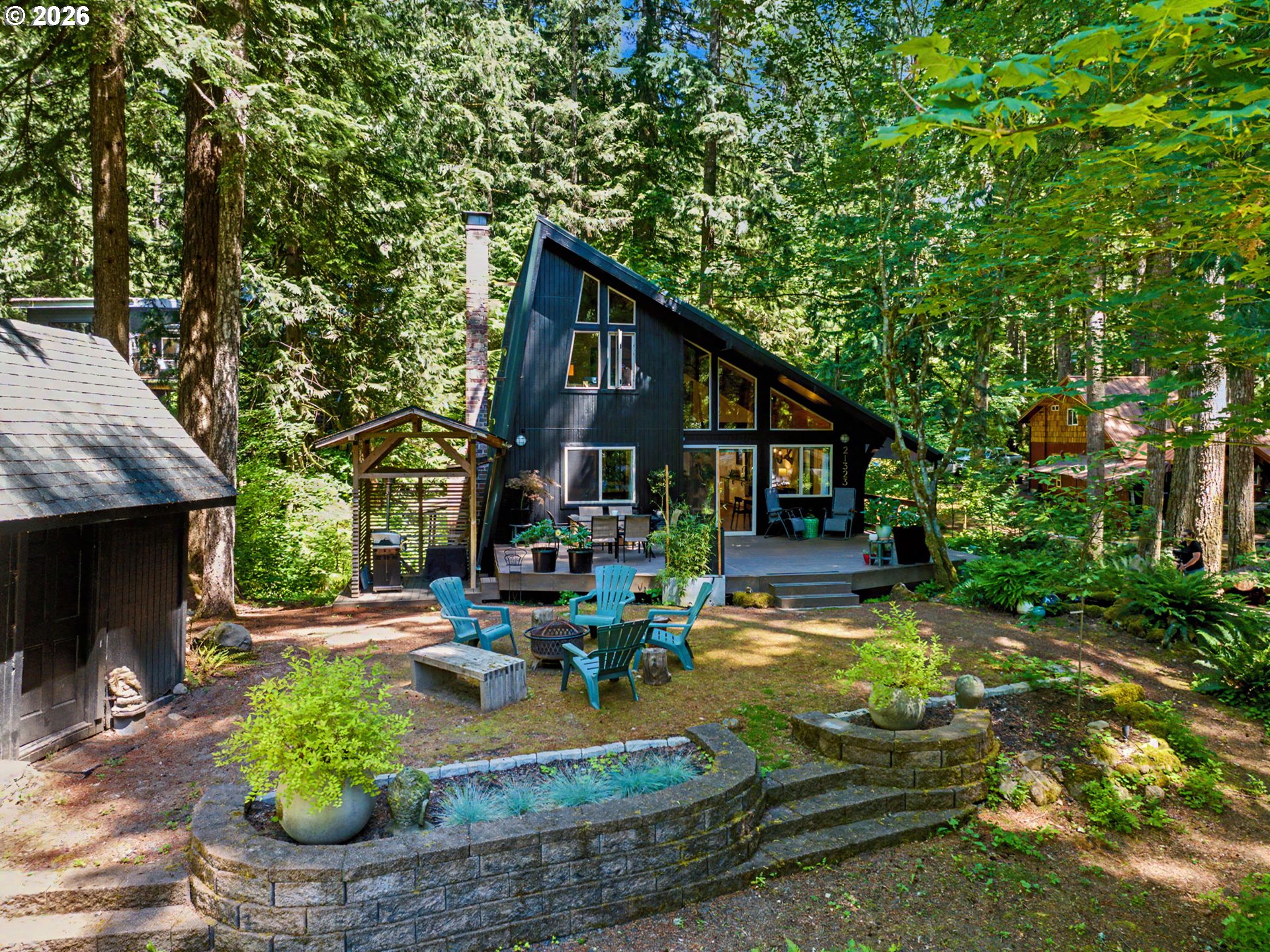 21323 East Pkwy Avenue Rhododendron, OR 97049 - Photo 2 of 46