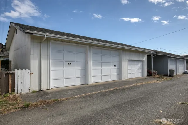 $285,000 | 1106 West Wishkah Street, Aberdeen, WA 98520