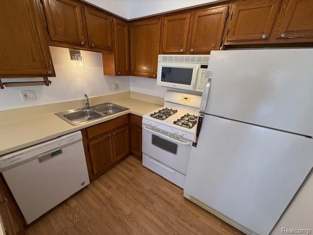 48530 Sugarbush Road, Unit 45 New Baltimore, MI 48047 - Photo 5 of 20