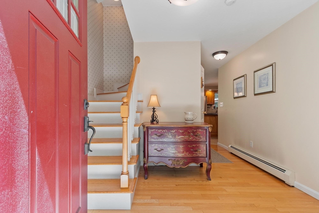 46 Jewett Street Georgetown, MA 01833 - Photo 3 of 42