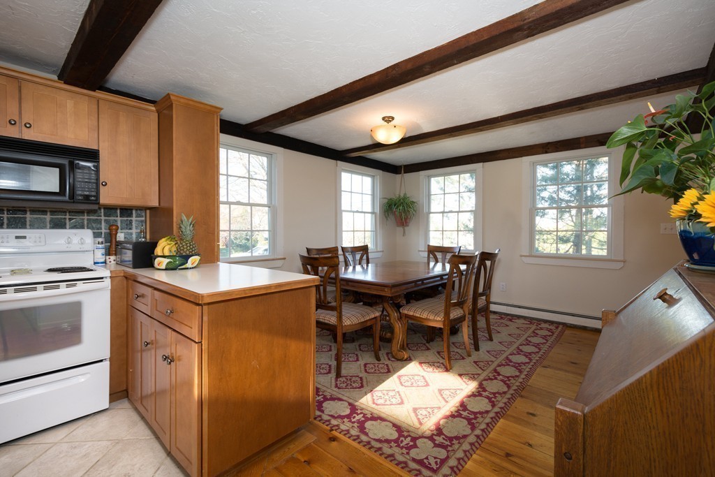 109 Hatherly Road Scituate, MA 02066 - Photo 11 of 24