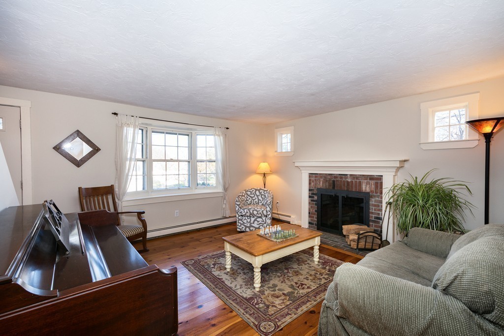 109 Hatherly Road Scituate, MA 02066 - Photo 12 of 24