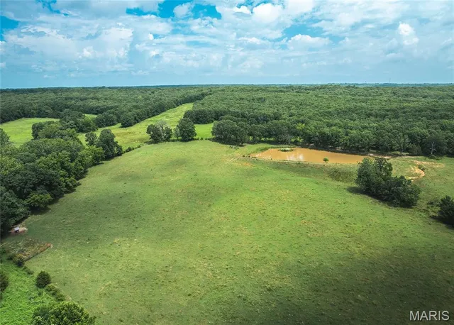$738,000 | 25260 County Road 406, Bland, MO 65014