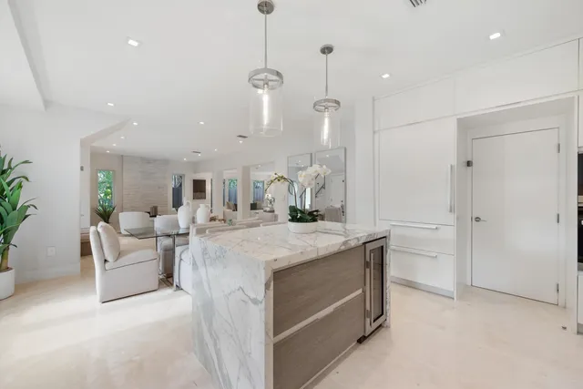 $2,310,000 | 775 West 49th Street, Miami Beach, FL 33140