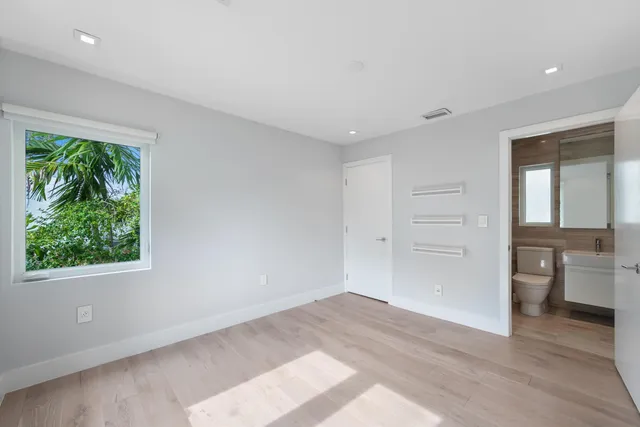 $2,310,000 | 775 West 49th Street, Miami Beach, FL 33140