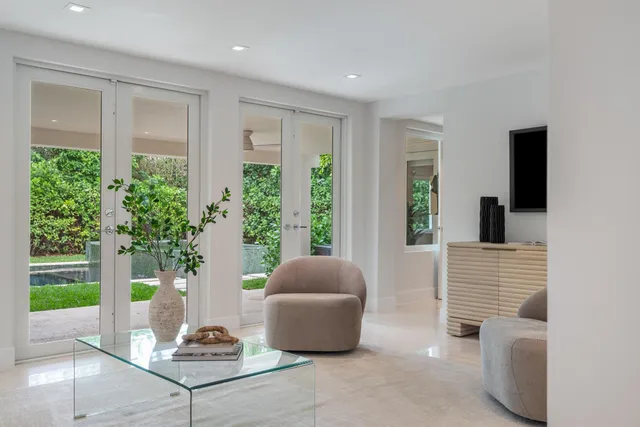 $2,310,000 | 775 West 49th Street, Miami Beach, FL 33140