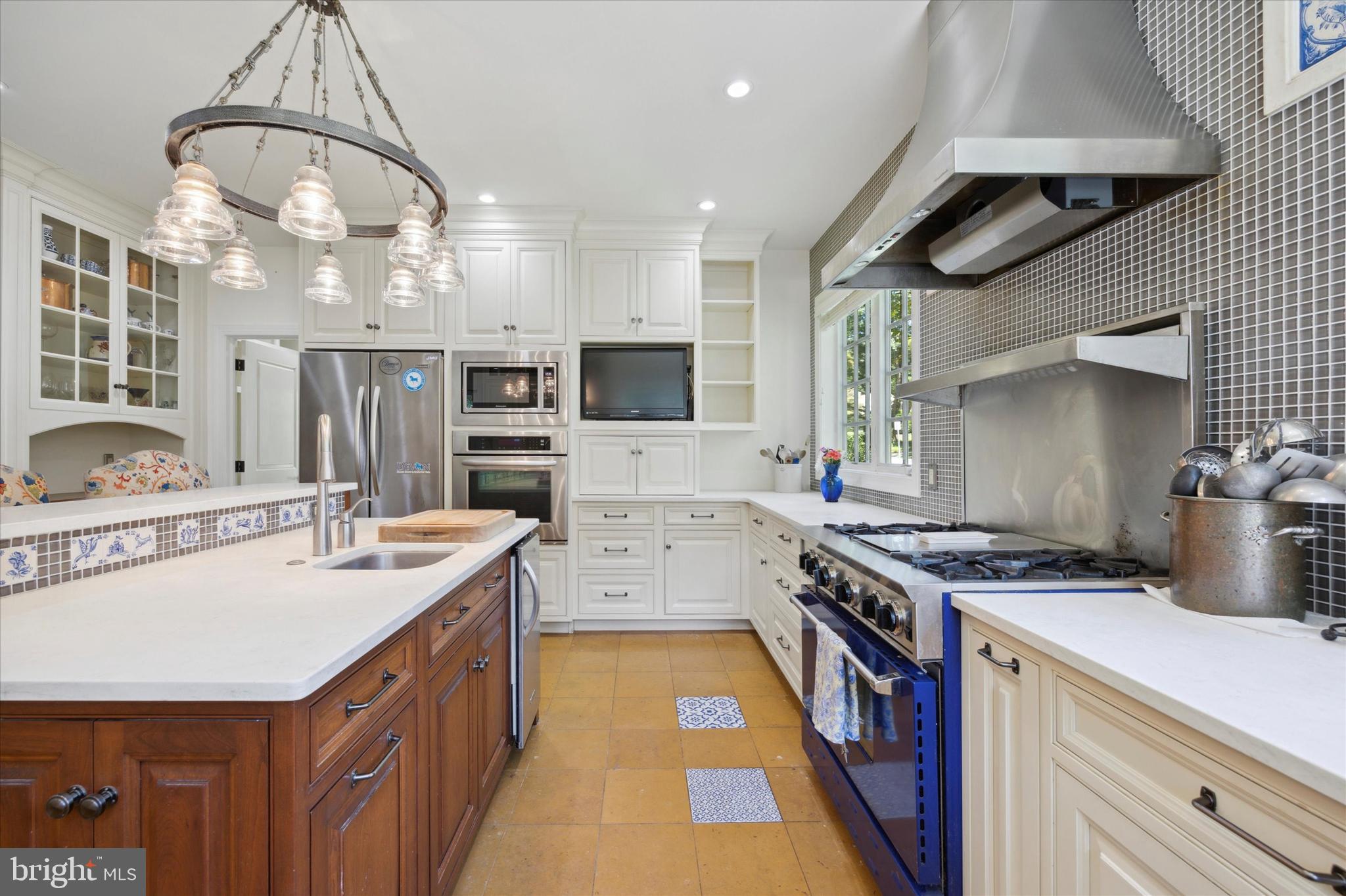 139 Chester Road Devon, PA 19333 - Photo 10 of 61