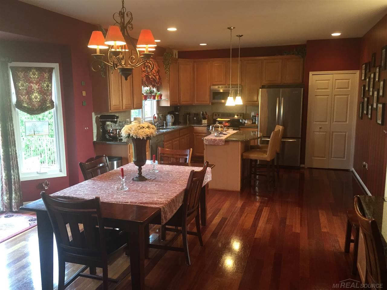 2007 Peterwood Rochester Hills, MI 48307 - Photo 8 of 40