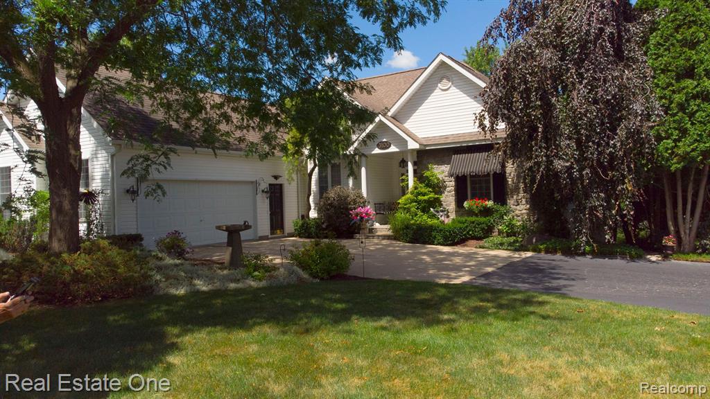 3100 West Oregon Road Lapeer, MI 48446 - Photo 6 of 42