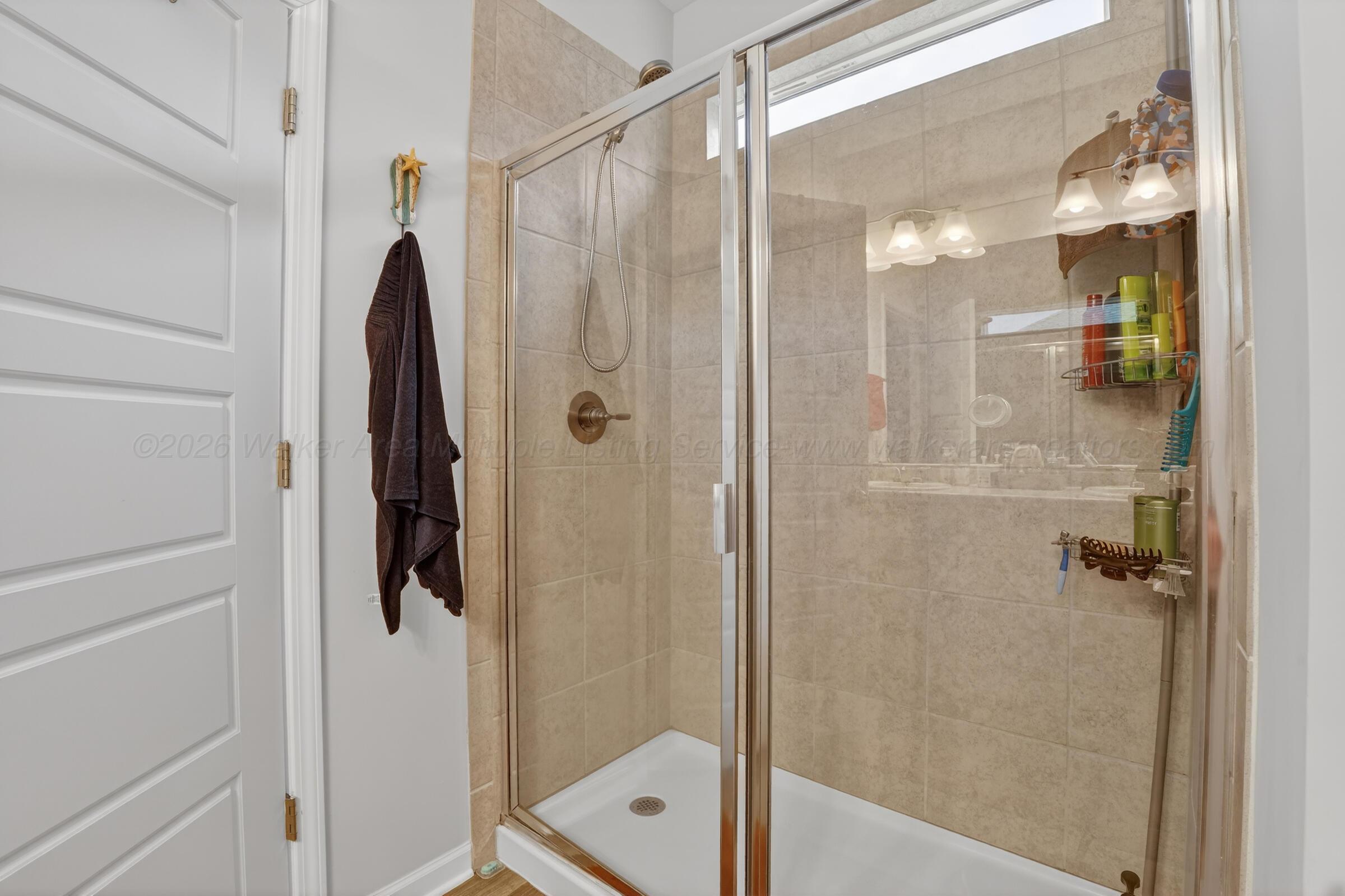 210 Shepherds Loop Jasper, AL 35504 - Photo 14 of 29 DSC01511_(2400)