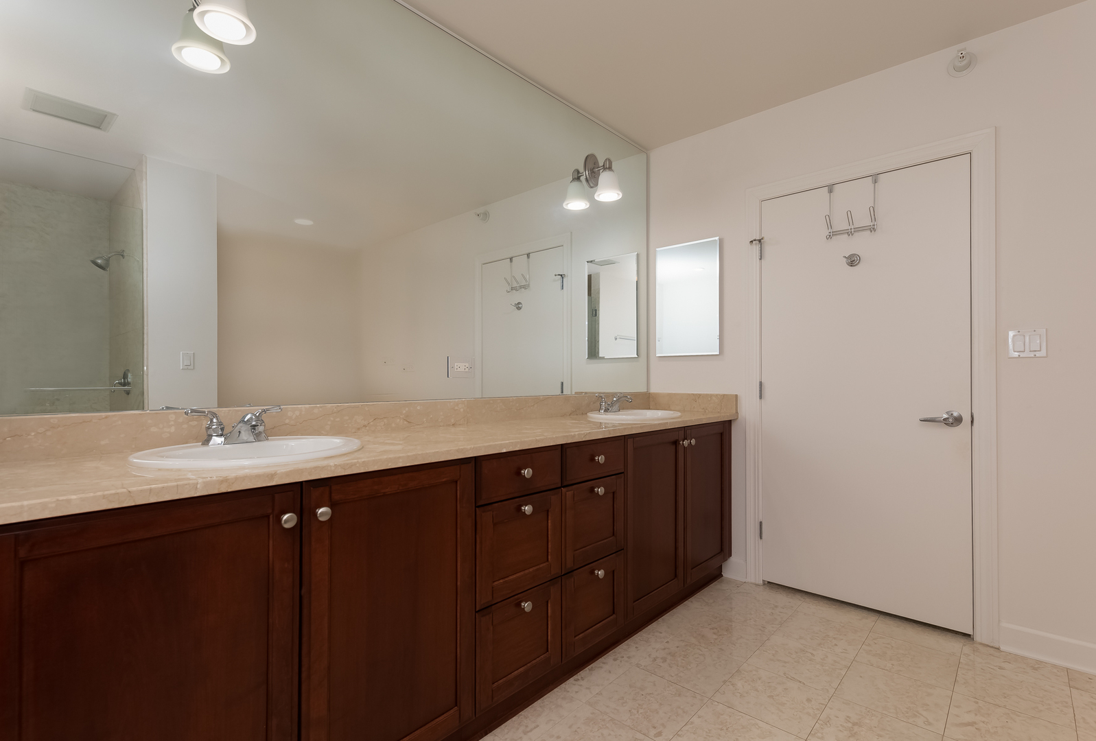 1201 South Prairie Avenue, Unit 2002 Chicago, IL 60605 - Photo 14 of 39