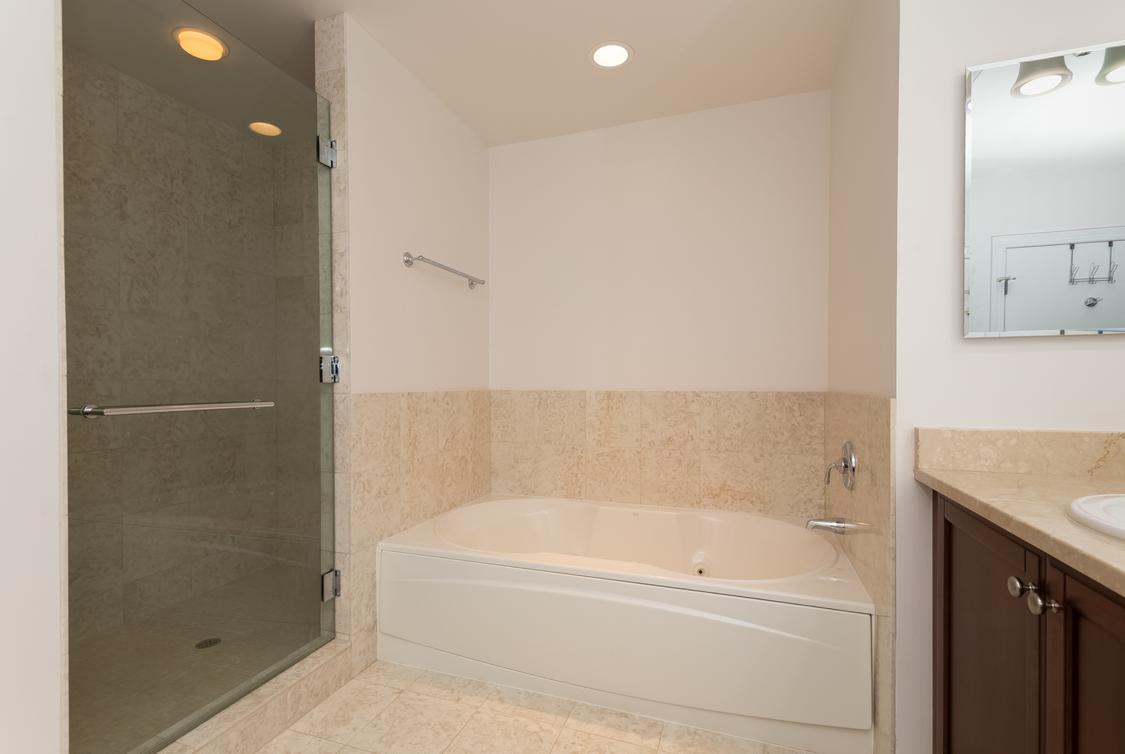 1201 South Prairie Avenue, Unit 2002 Chicago, IL 60605 - Photo 15 of 39