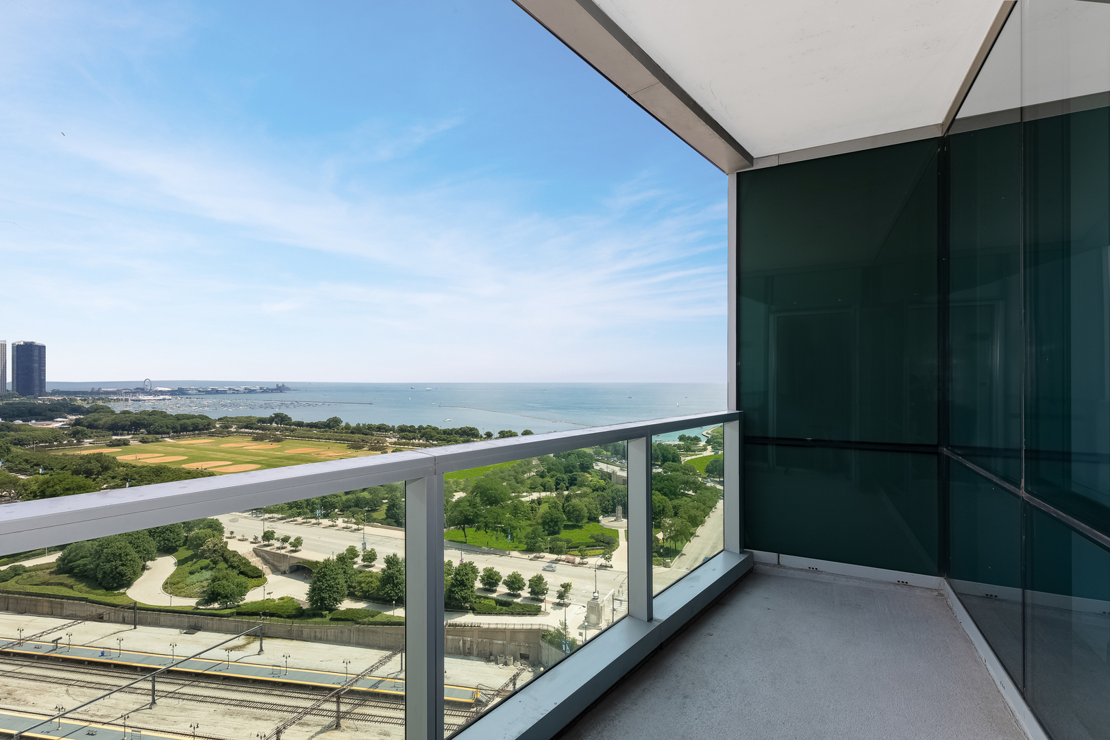 1201 South Prairie Avenue, Unit 2002 Chicago, IL 60605 - Photo 4 of 39