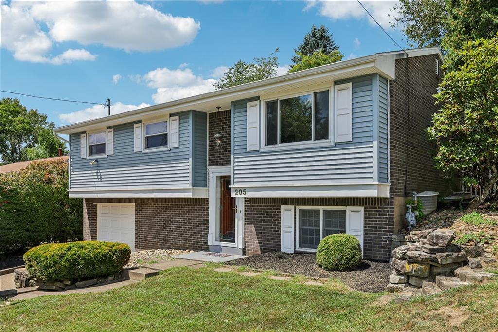 205 Tilford Road Pittsburgh, PA 15235 - Photo 2 of 45 Gallery Image 2