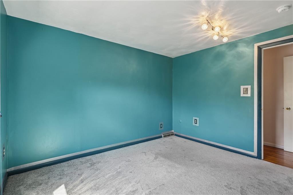 205 Tilford Road Pittsburgh, PA 15235 - Photo 27 of 45 Gallery Image 27