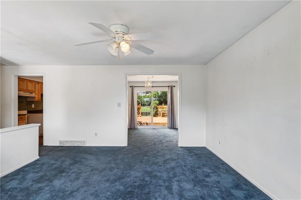 205 Tilford Road Pittsburgh, PA 15235 - Photo 8 of 45 Gallery Image 8