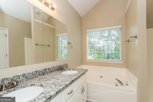 $1,915 | 308 Barr Circle, Rex, GA 30273