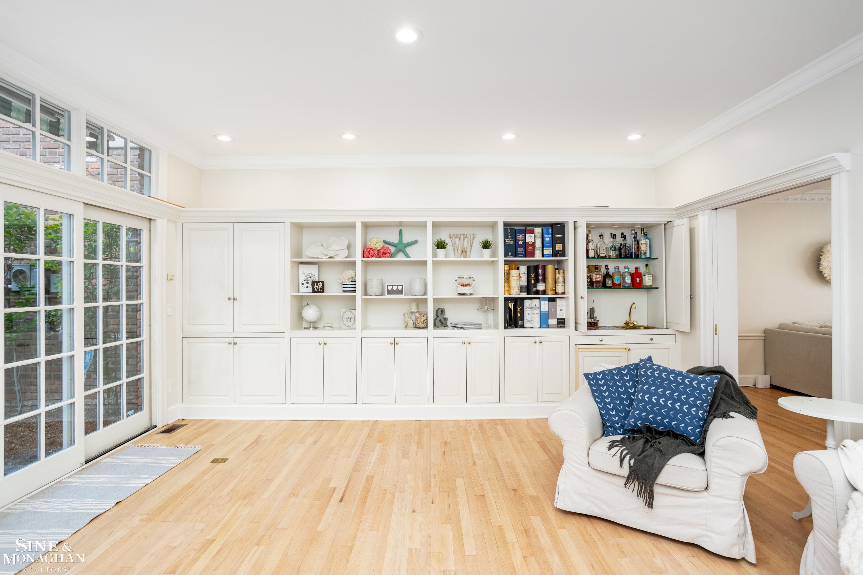225 Merriweather Road Grosse Pointe, MI 48236 - Photo 17 of 55 50095320-16.JPG