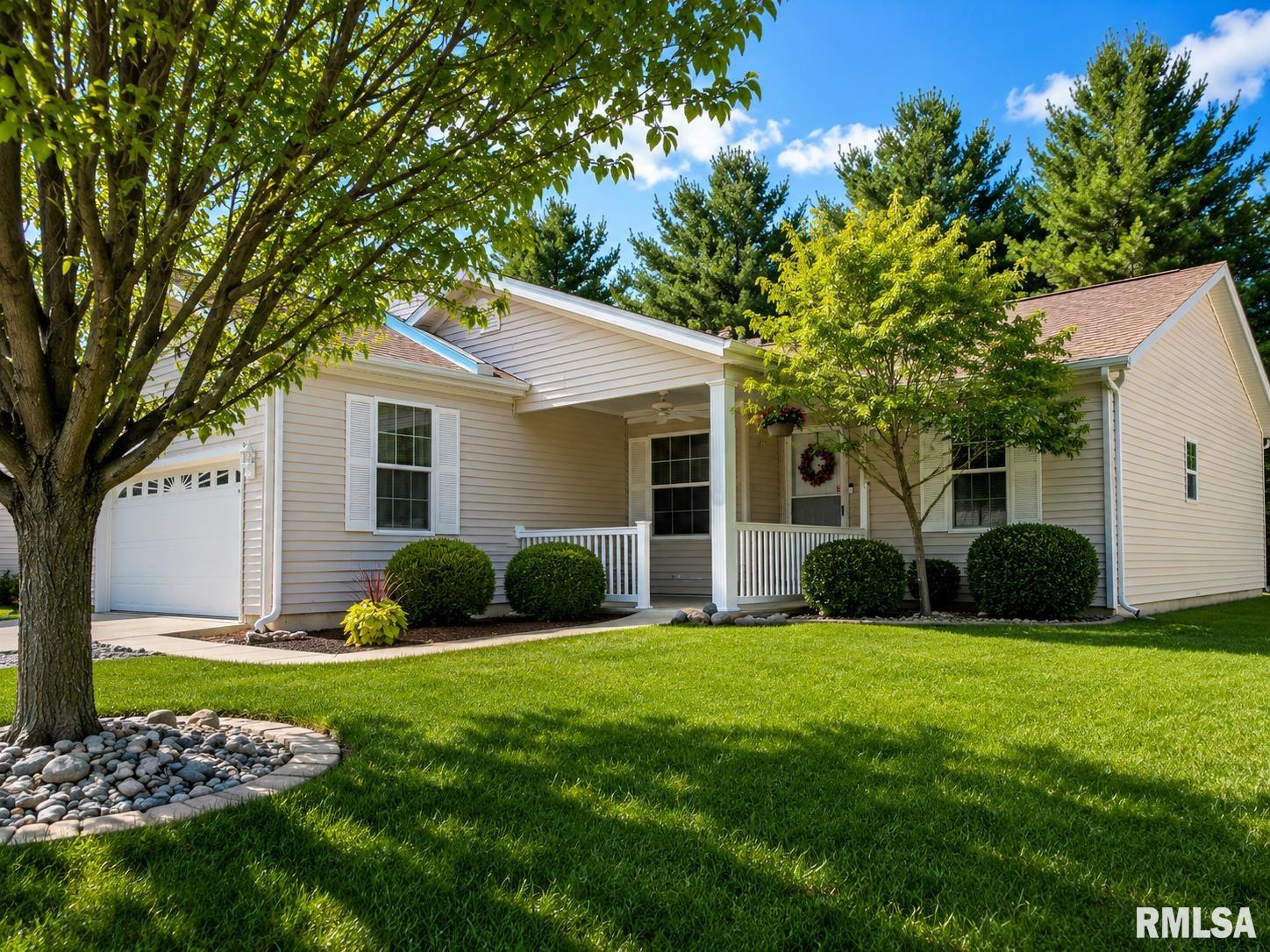 2800 Vía Rosso, Unit 146 Springfield, IL 62703 - Photo 3 of 33