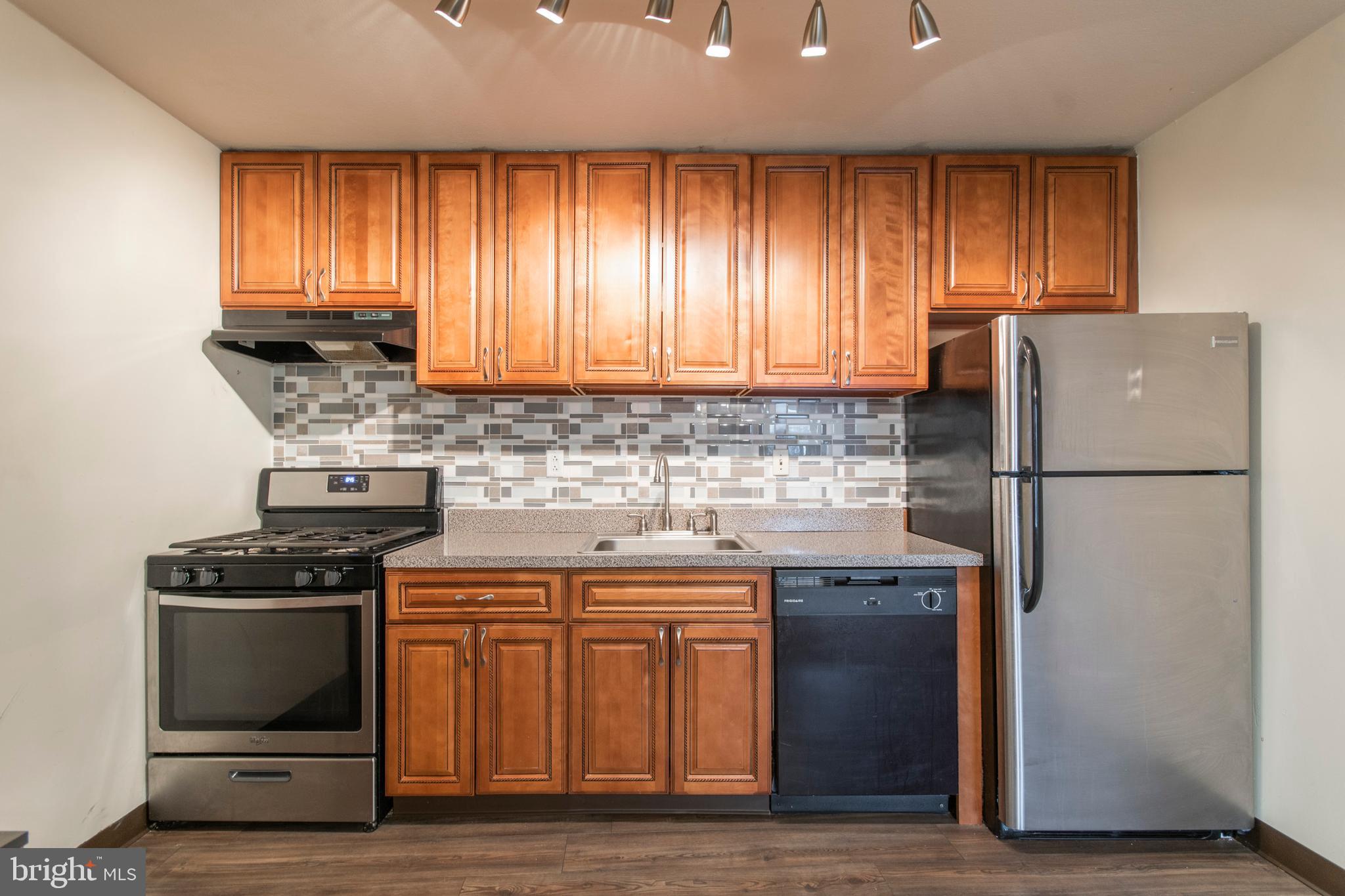 3900 West Ford Road, Unit 10I Philadelphia, PA 19131 - Photo 13 of 38